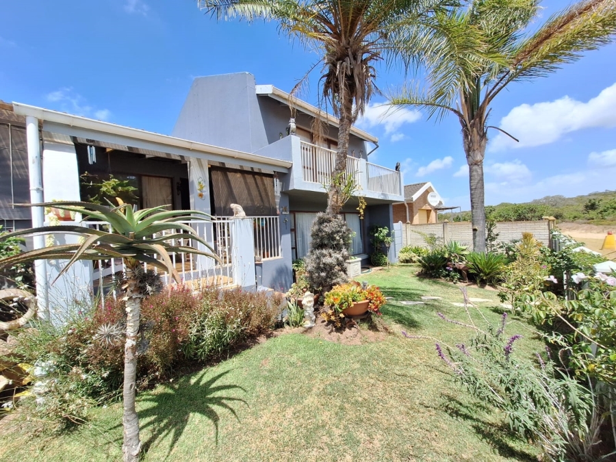 4 Bedroom Property for Sale in Aston Bay Eastern Cape